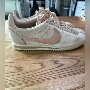 Nike Cortez